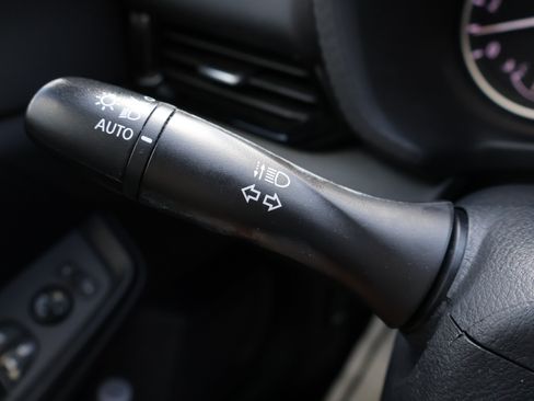 Used 2022 Nissan Sentra SV w/ All-Weather Package FWD image 36