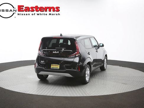 Used 2025 Kia Soul LX w/ LX Technology Package FWD image 38