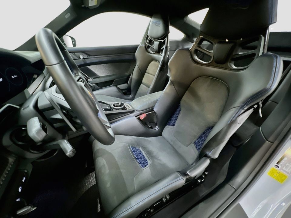 Certified 2024 Porsche 911 GT3 RS RWD image 5