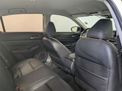 Used 2021 Nissan Altima 2.5 SR image 23