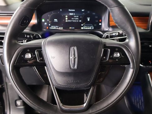 Used 2024 Lincoln Aviator Reserve image 3