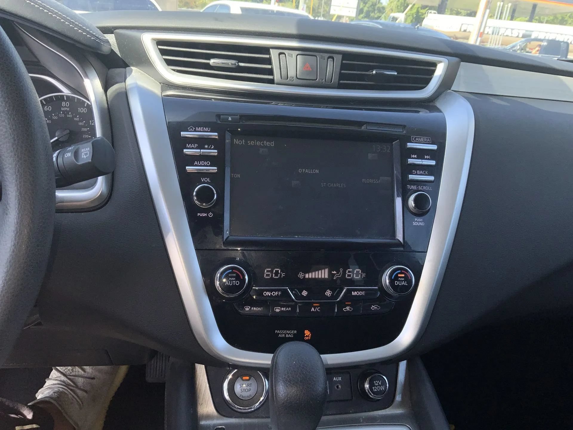 Used 2018 Nissan Murano S AWD/4WD image 16