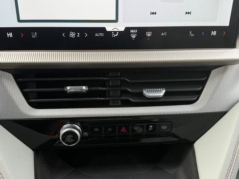 New 2026 Ford Explorer Active w/ Active Comfort Package image 18