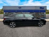 Used 2023 Hyundai Elantra SEL w/ Convenience Package image 2