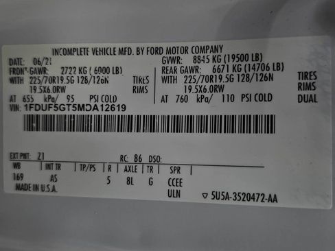 Used 2021 Ford F550 2WD Regular Cab Super Duty image 36