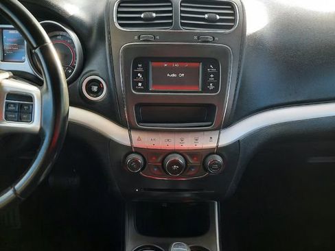 Used 2018 Dodge Journey SE w/ Connectivity Group image 8