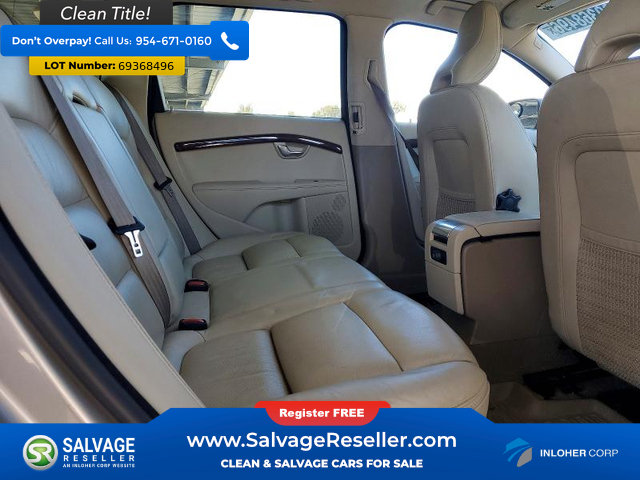Used 2015 Volvo XC70 T5 Premier Plus w/ Protection Package FWD image 13