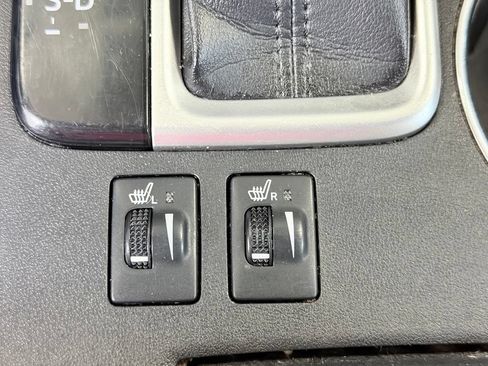 Used 2018 Toyota Highlander XLE FWD image 45