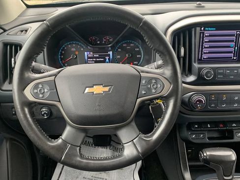 Used 2017 Chevrolet Colorado Z71 AWD/4WD image 15