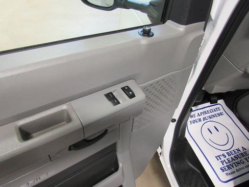 Used 2022 Ford E-350 and Econoline 350 Super Duty w/ Power Windows & Locks Group RWD image 38