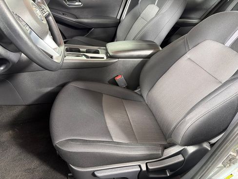 Used 2023 Nissan Sentra SV FWD image 11