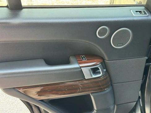 Used 2015 Land Rover Range Rover Supercharged AWD/4WD image 17