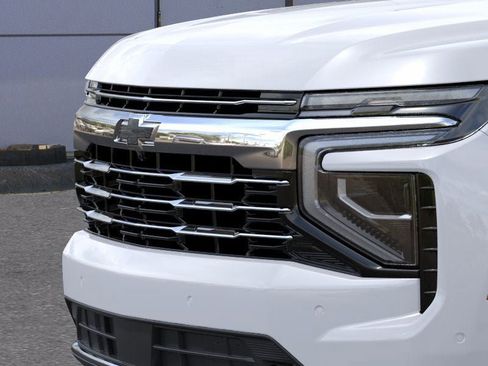 New 2026 Chevrolet Suburban LT w/ Comfort Package AWD/4WD image 27