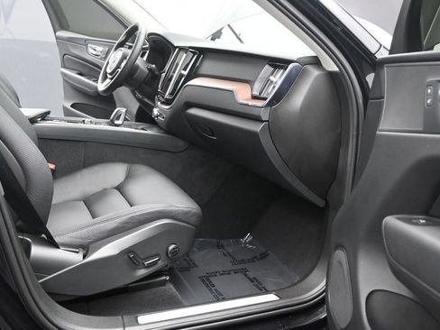 Certified 2024 Volvo XC60 B5 Plus w/ Protection Package Premier AWD/4WD image 16