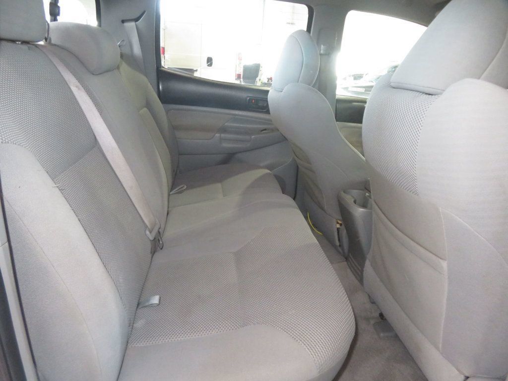 Used 2010 Toyota Tacoma 4x4 Double Cab w/ TRD Sport Pkg w/JBL Audio image 28