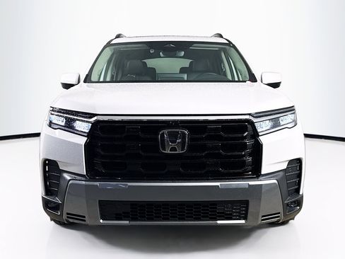 New 2026 Honda Pilot image 3