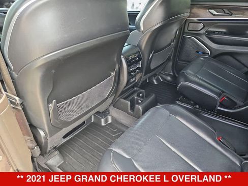 Used 2021 Jeep Grand Cherokee L Overland w/ Luxury Tech Group IV AWD/4WD image 17