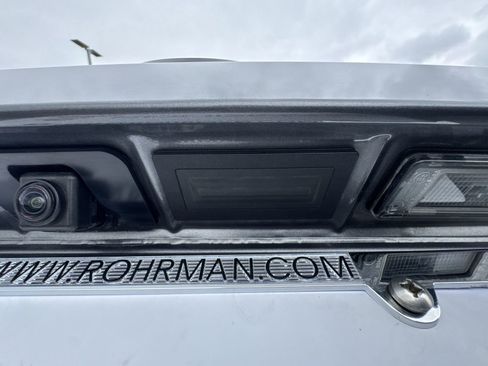 Used 2024 Nissan Altima 2.5 SV FWD image 17