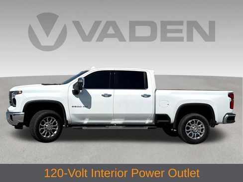 Used 2024 Chevrolet Silverado 3500 LTZ w/ LTZ Premium Package RWD image 23