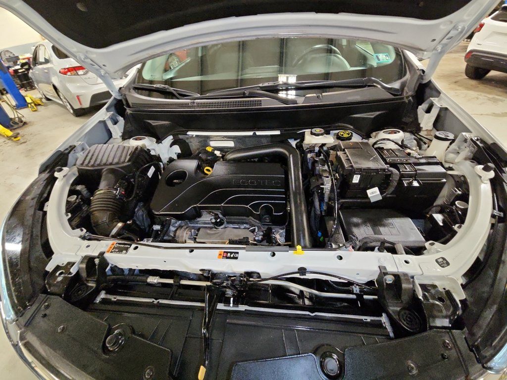 Used 2024 Chevrolet Equinox LT w/ LPO, Floor Liner Package AWD/4WD image 29