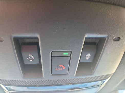 Used 2025 Nissan Armada Platinum image 16