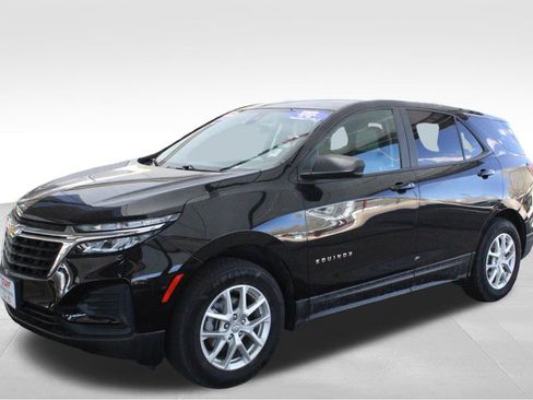 Used 2023 Chevrolet Equinox LS w/ LS Convenience Package AWD/4WD image 10