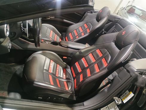 Used 2018 Ferrari California T RWD image 14