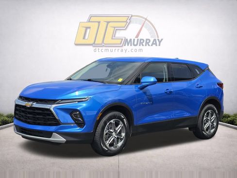 Used 2024 Chevrolet Blazer LT w/ Driver Confidence Package FWD image 2
