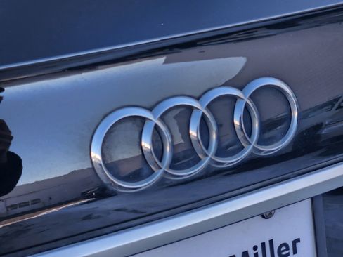 Used 2022 Audi Q5 2.0T Premium w/ Convenience Package image 23