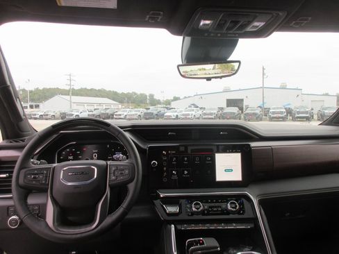 New 2026 GMC Sierra 1500 Denali Ultimate image 17