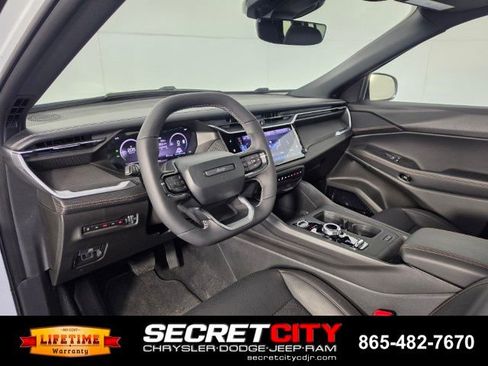 New 2026 Jeep Cherokee Overland AWD/4WD image 11