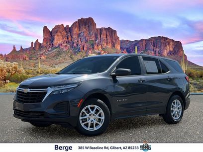 Used 2022 Chevrolet Equinox LS w/ LS Convenience Package