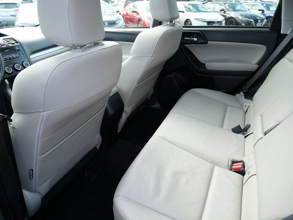 Used 2015 Subaru Forester 2.5i Limited AWD/4WD image 21