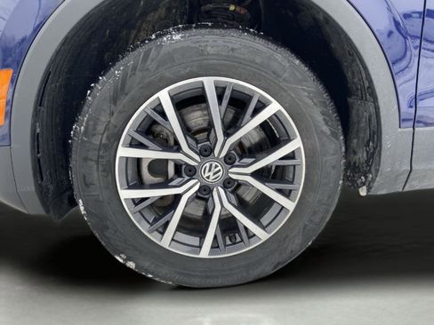 Used 2021 Volkswagen Tiguan S image 16