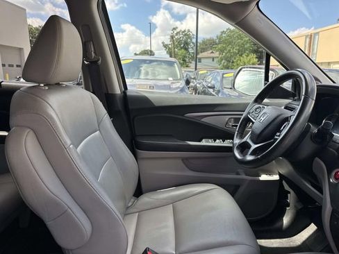 Used 2021 Honda Pilot Special Edition image 11
