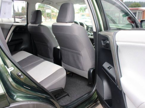 Used 2013 Toyota RAV4 LE AWD/4WD image 14