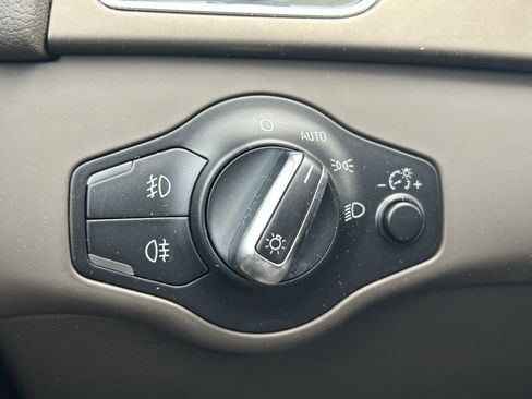 Used 2013 Audi A4 2.0T Premium Plus w/ Premium Plus Pkg image 14