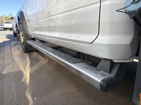 Used 2020 RAM 5500 Tradesman w/ Chrome Appearance Group image 9