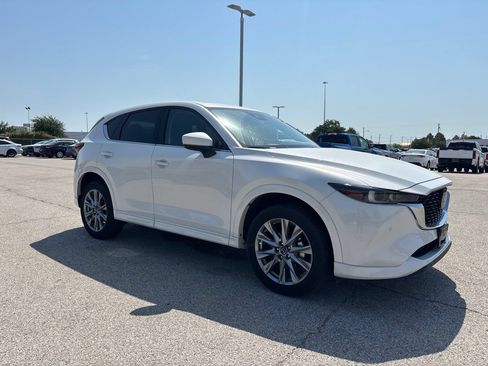 Used 2025 MAZDA CX-5 AWD 2.5 S w/ Premium Plus Pkg image 3
