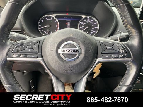 Used 2020 Nissan Sentra SV FWD image 14