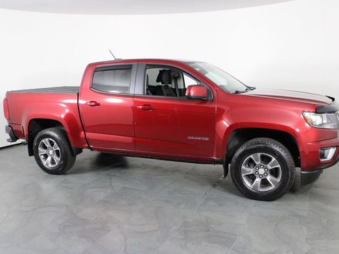 Used 2017 Chevrolet Colorado Z71 image 14