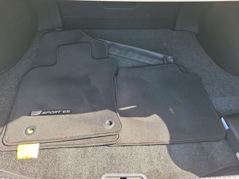 Used 2024 Lexus ES 350 F Sport w/ Accessory Package (Z2) FWD image 8