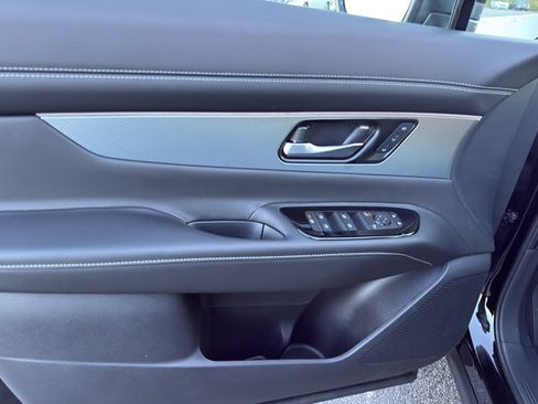 New 2026 Nissan Murano SL image 14