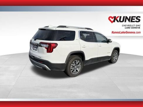 Used 2023 GMC Acadia SLT image 4