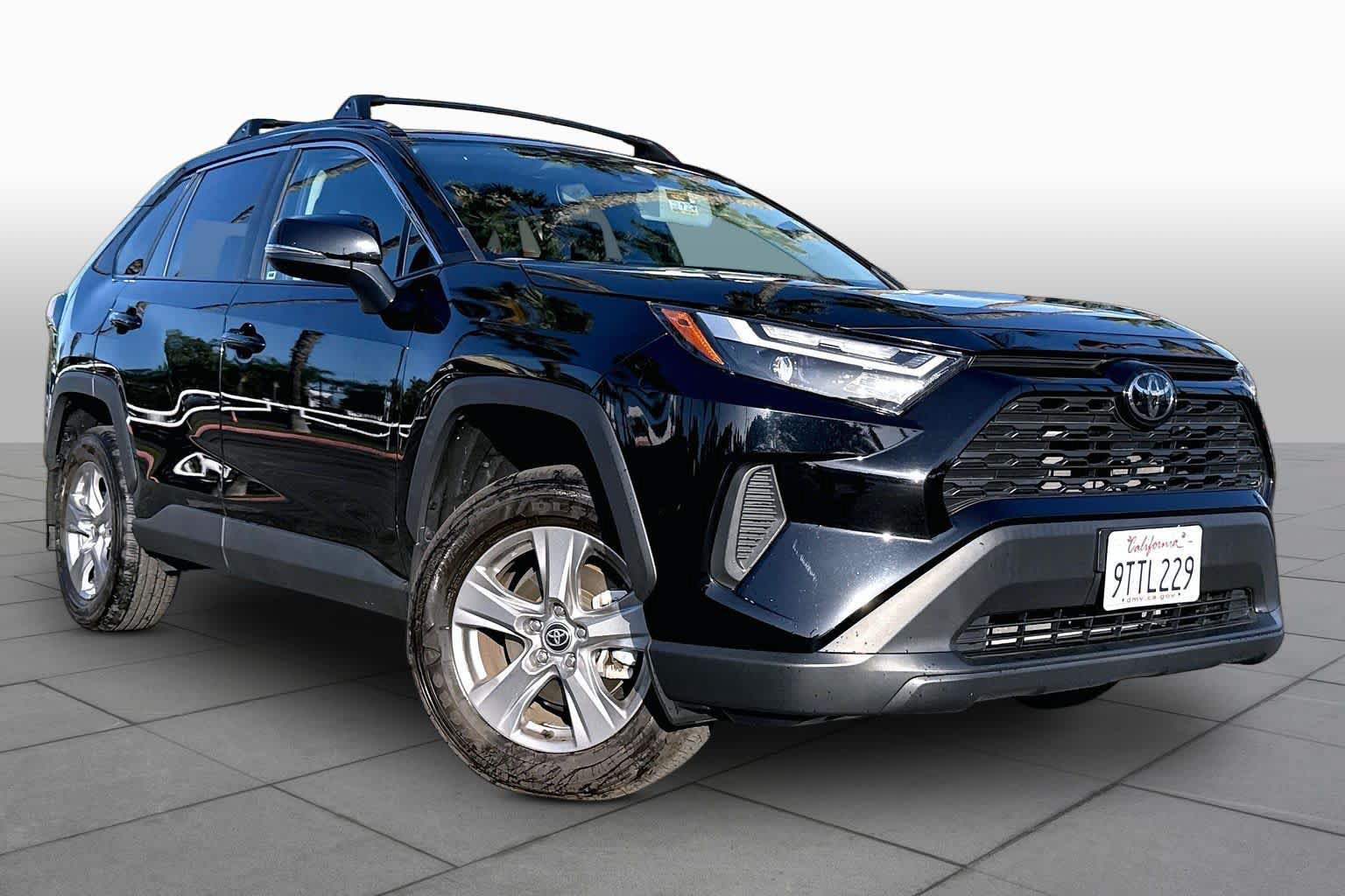 Certified 2025 Toyota RAV4 XLE w/ Convenience Package FWD image 2