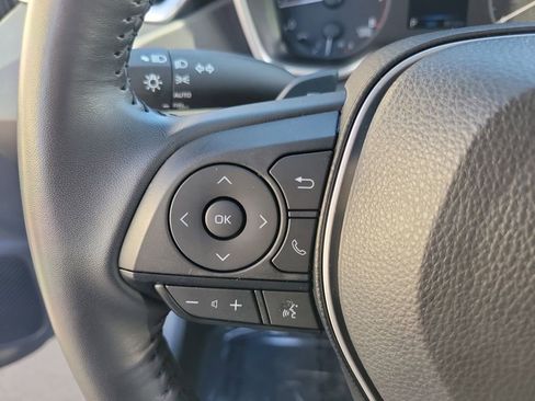 Used 2024 Toyota Corolla SE w/ SE Package image 23