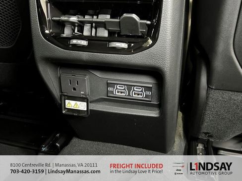 New 2025 Jeep Grand Cherokee Laredo w/ Luxury Tech Group I image 15