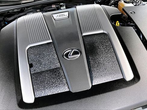 Used 2024 Lexus LS 500 RWD image 34
