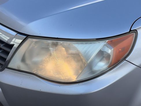 Used 2010 Subaru Forester 2.5X AWD/4WD image 9