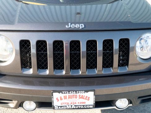 Used 2017 Jeep Patriot High Altitude image 4
